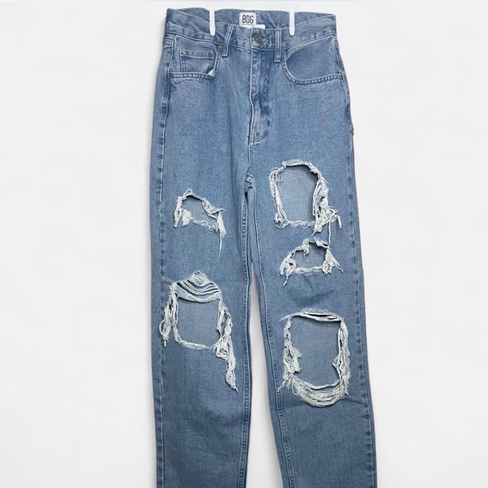 BDG Urban Outfitters Light Blue High-Rise Distressed Baggy Jeans